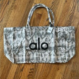 ALO Yoga Gray Tie Dye Large Cotton Canvas Tote Bag Gym Travel Carry-on